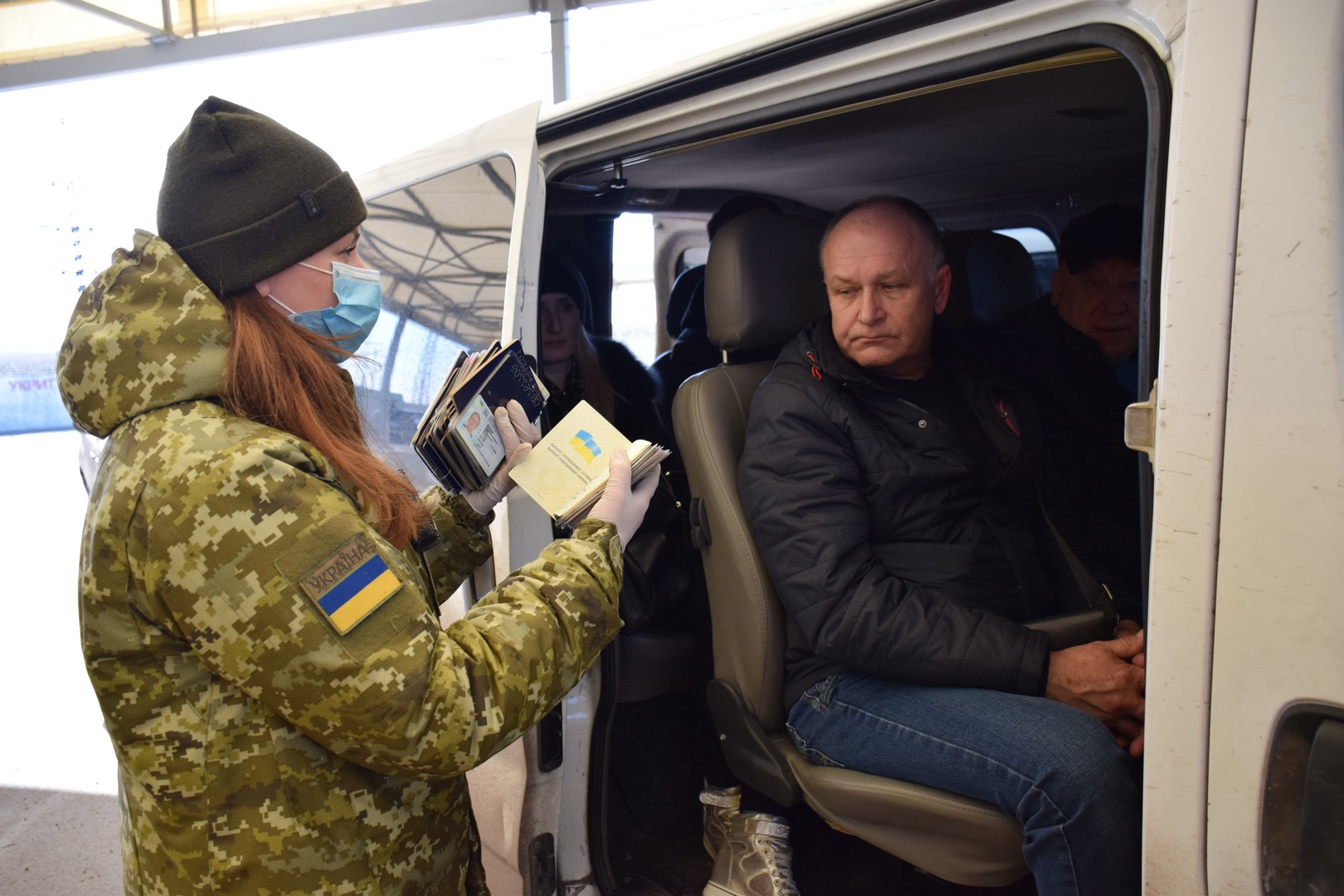 В Министерстве реинтеграции рассказали, в каких случаях можно пересечь КПВВ на Донбассе