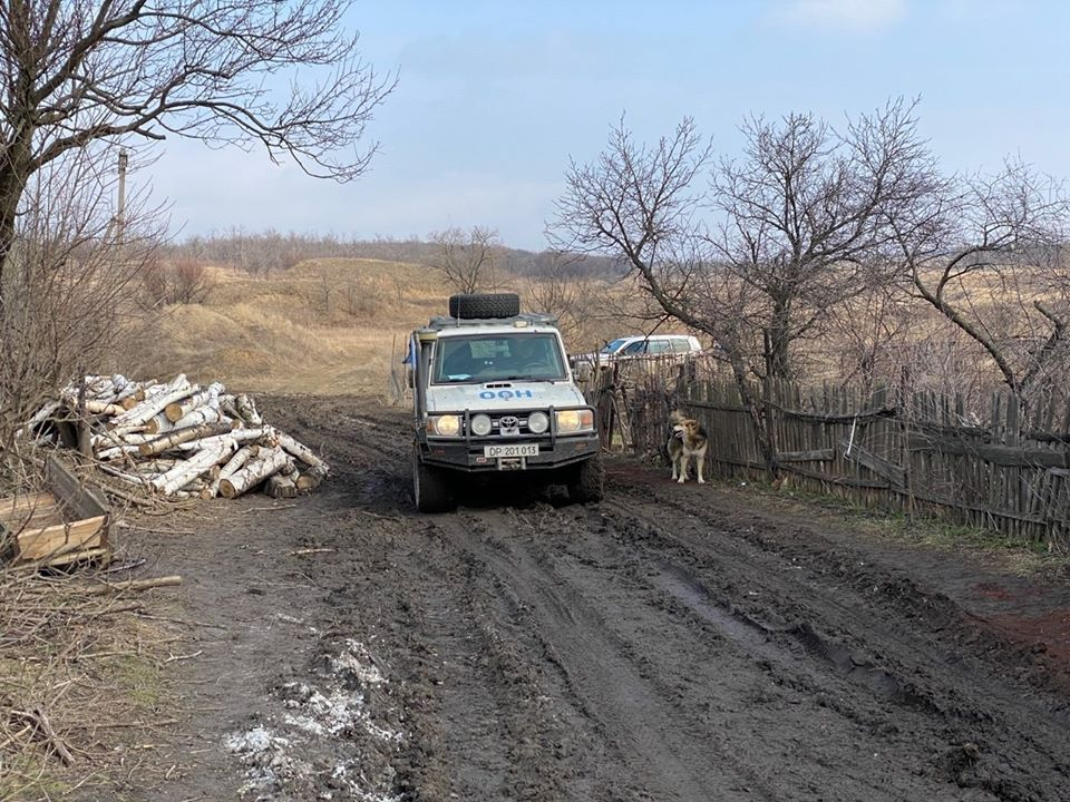 На Луганщине жителям одного из населенных пунктов разрешили выезжать за его пределы