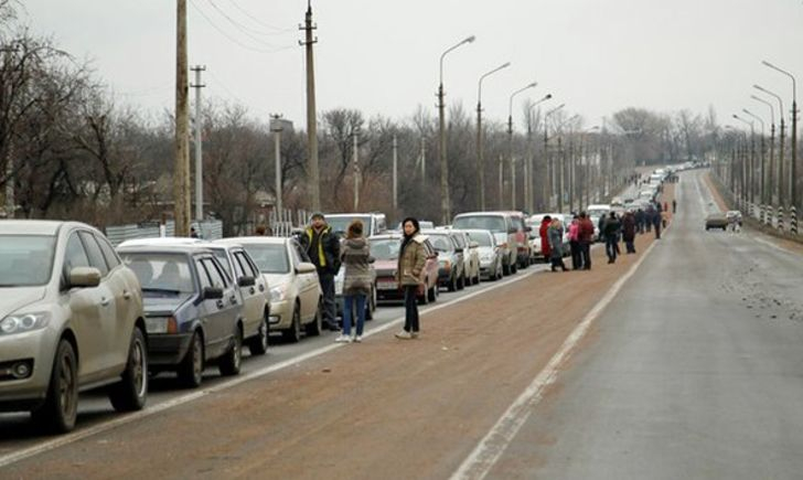 Выехать из "ДНР" на машине после карантина будет стоить вдвое дороже, чем было, - соцсети