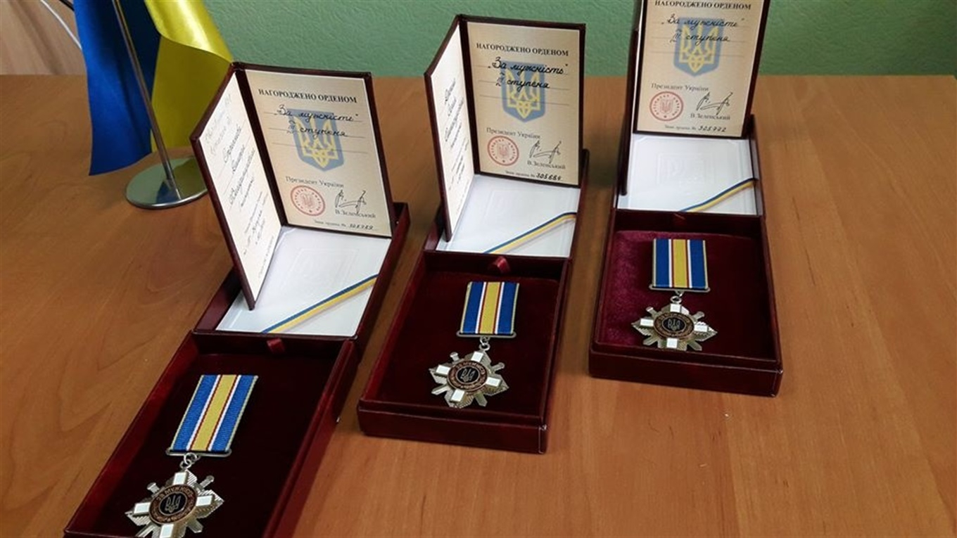 Двух защитников Украины из Сватовского района на Луганщине наградили орденами «За мужество» посмертно