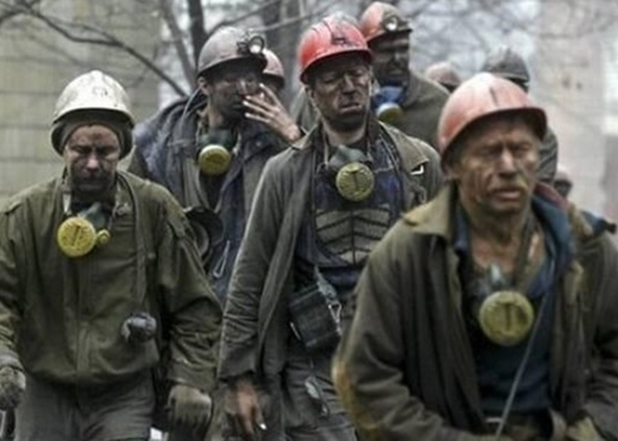 В "ЛНР" отказались погашать долги бастующим шахтерам, - правозащитники