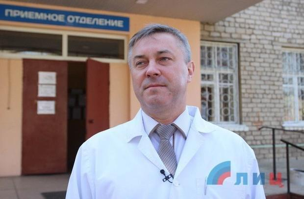 В ОРЛО от COVID-19 скончался главврач Луганской больницы