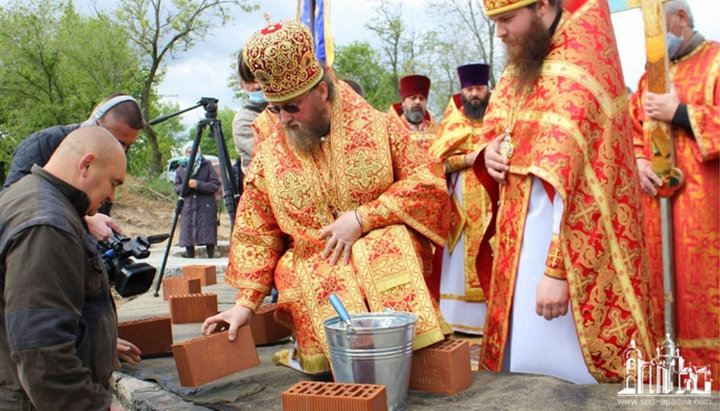 В Рубежном начали строительство нового храма