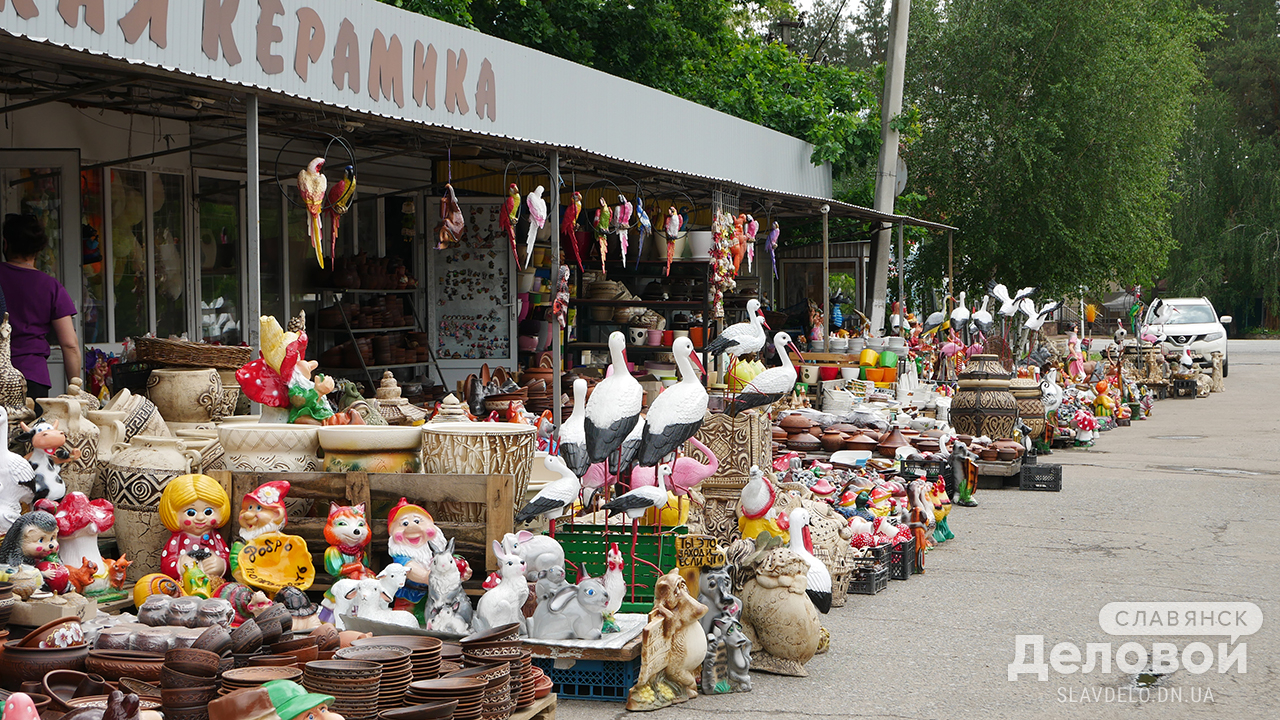 Под Славянском заработал рынок керамической продукции