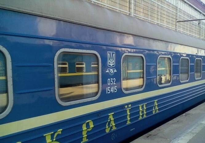 Сегодня в Константиновку отправился первый поезд