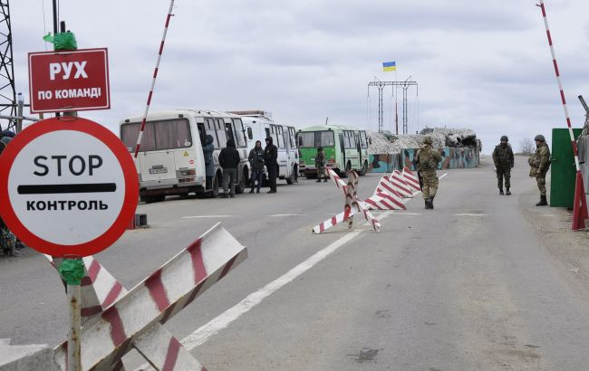 На Донбассе открываются пункты пропуска с 10 июня: кто сможет проехать