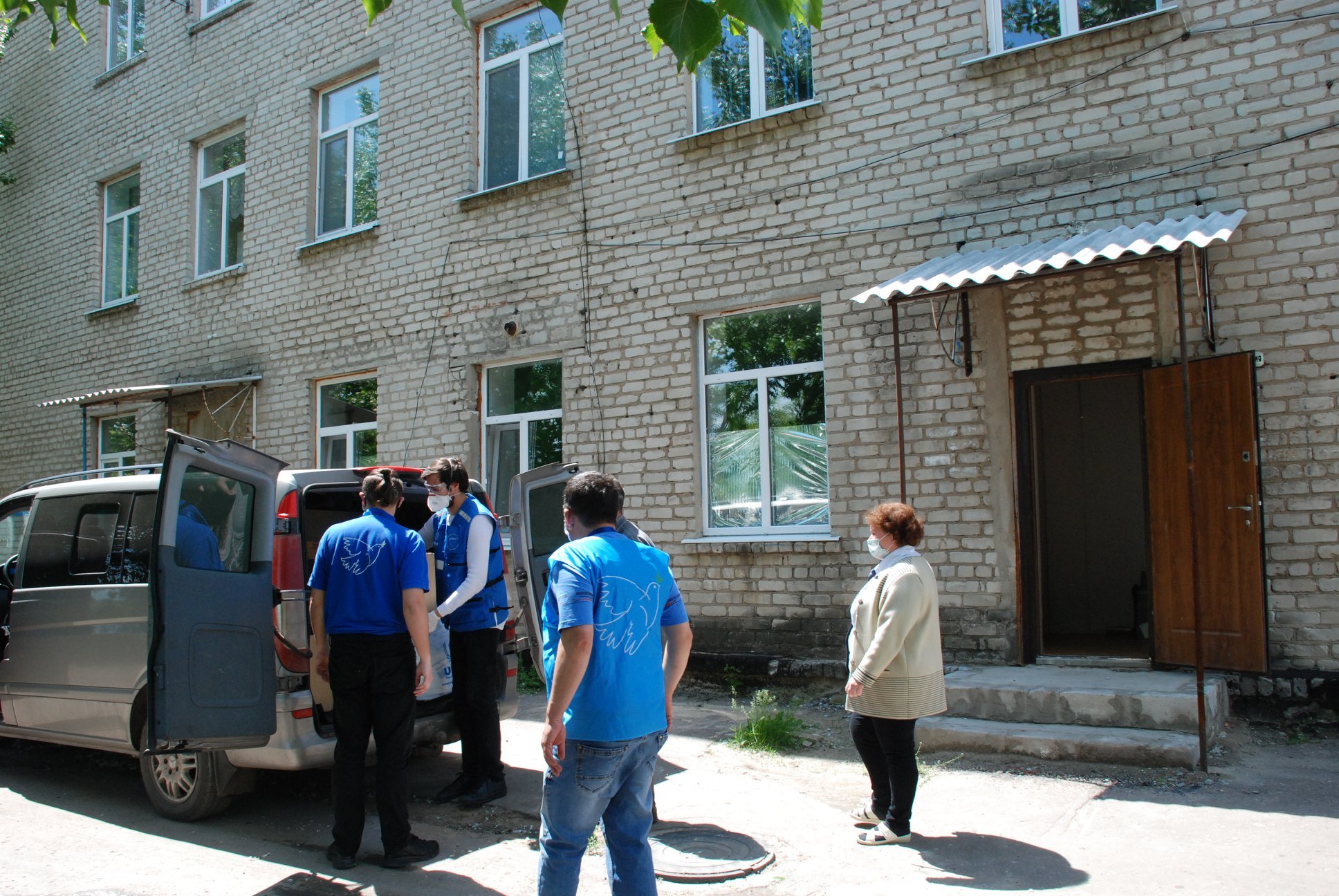 В одной из больниц Станично-Луганского района капитально отремонтируют санузлы