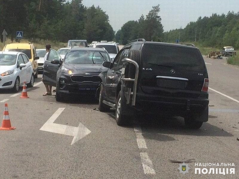 В ДТП под Лиманом столкнулось три автомобиля