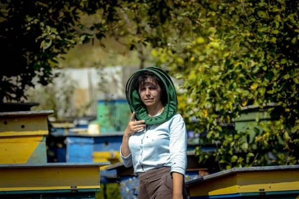 На Луганщине предпринимательница развивает зеленый туризм на собственной пасеке