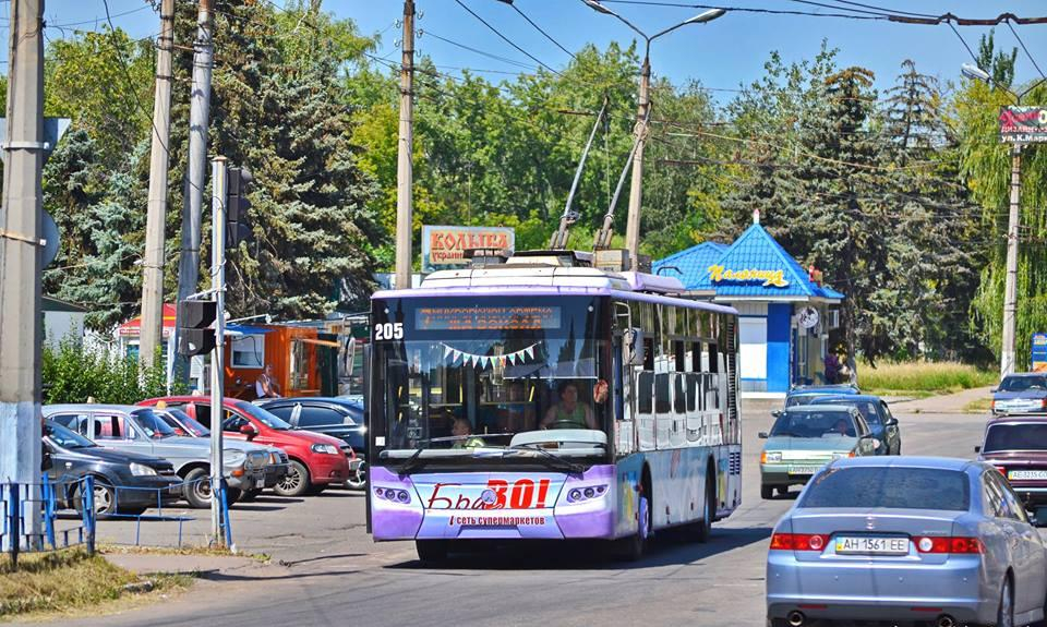 В Славянске отменяют вход по спецпропускам в общественный транспорт