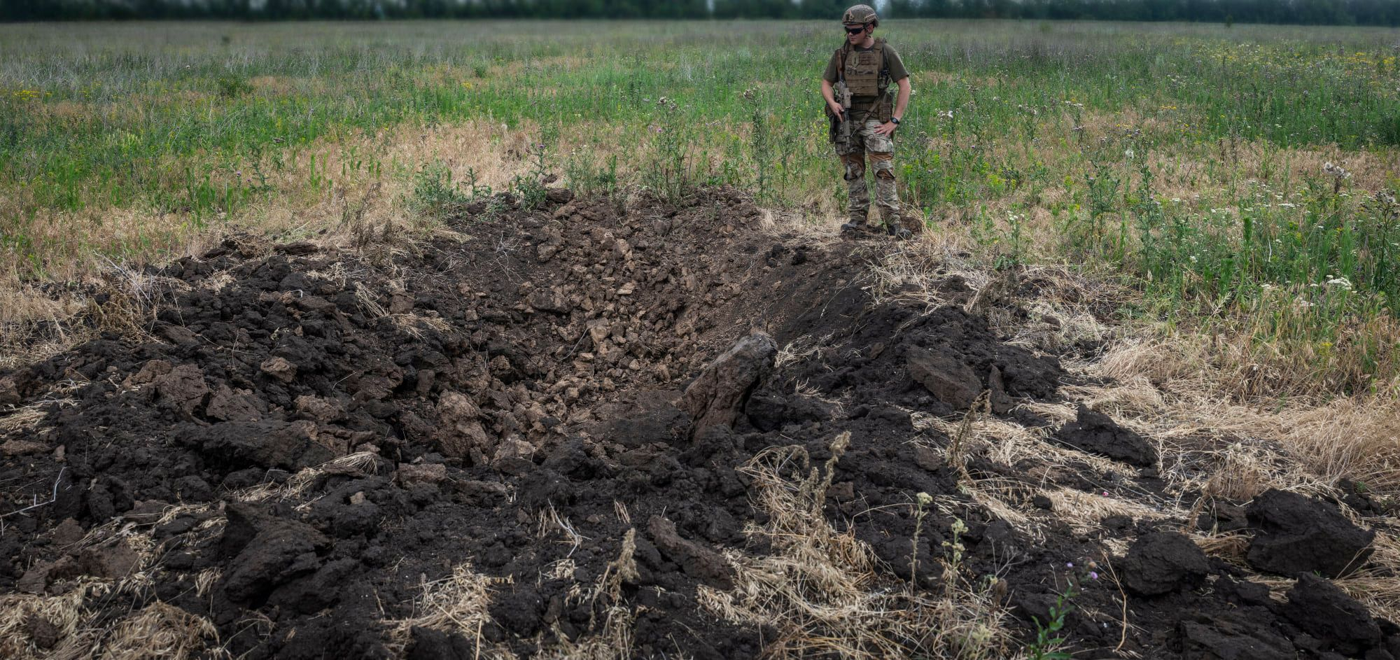 Военные показали последствия обстрелов артиллерии боевиков на Донбассе