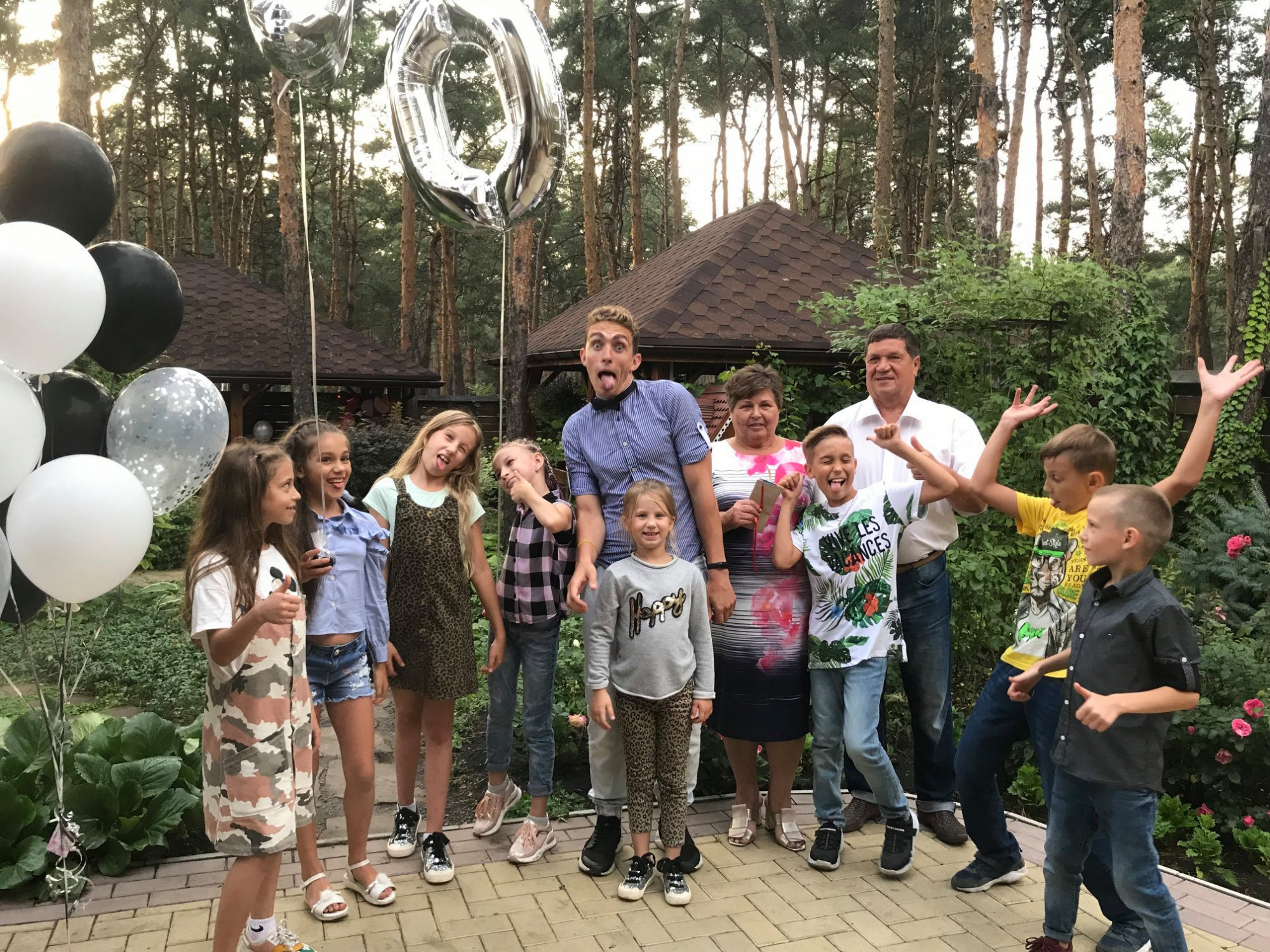 Инженер-химик основал агенство для проведения детских праздников на Луганщине