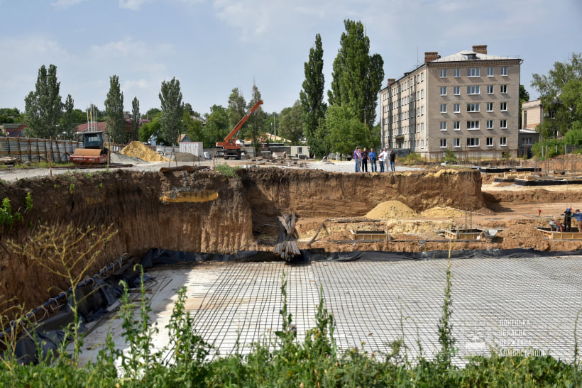 В Бахмуте заложен фундамент под учебный корпус Донецкого высшего училища олимпийского резерва