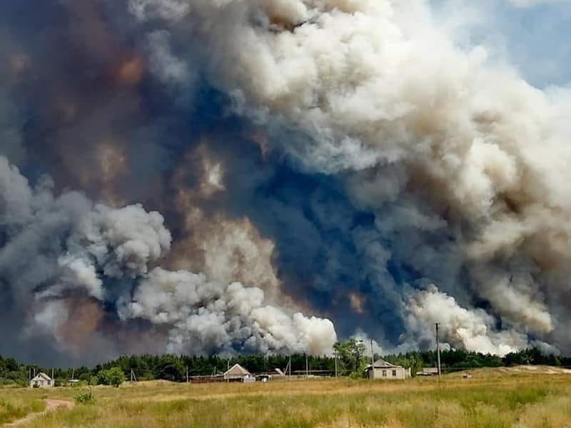 Государственная комиссия ТЭБ и ЧС приняла комплекс мер по ликвидации последствий пожаров на Луганщине