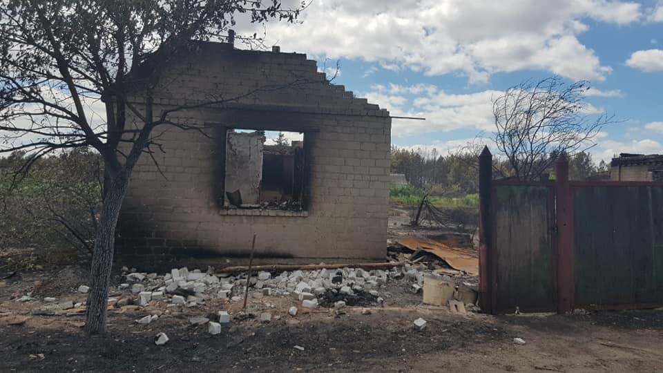 Волонтеры посетили сгоревшее Смоляниново для оценки ущерба: фото