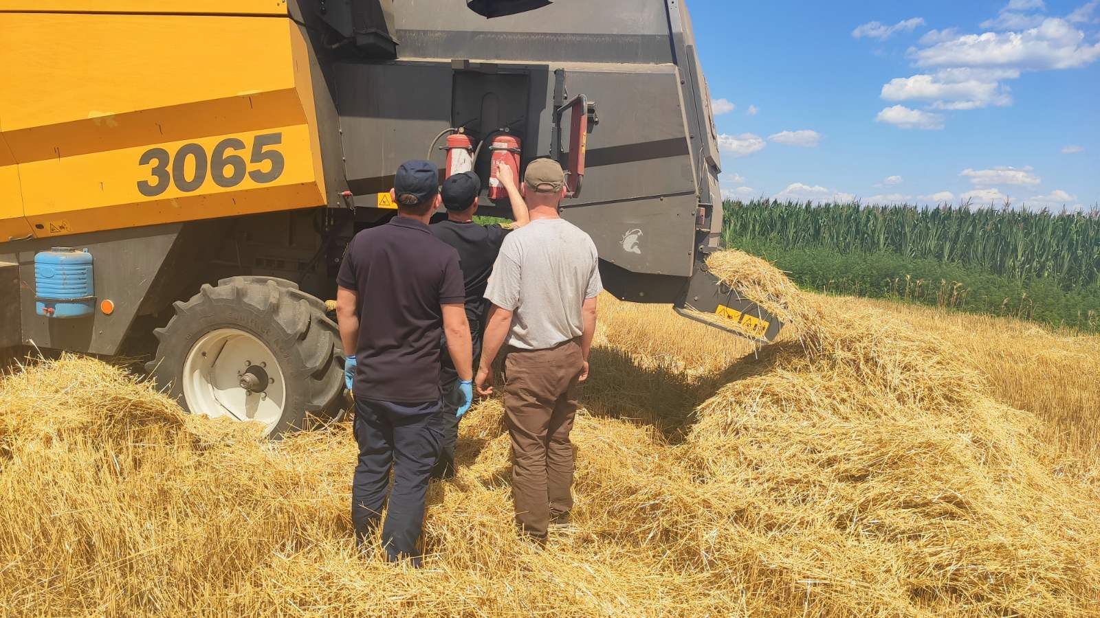 В Славянском районе специалисты ГСЧС провели рейд по сельхозпредприятиям