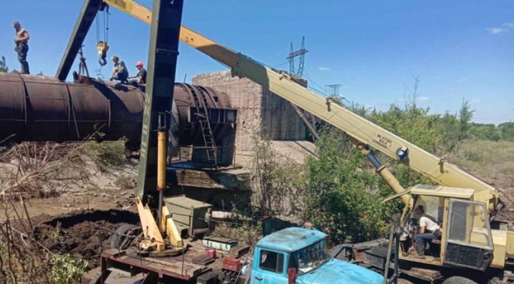 Специалисты водоканала смогли запустить воду в часть городов Донецкой области