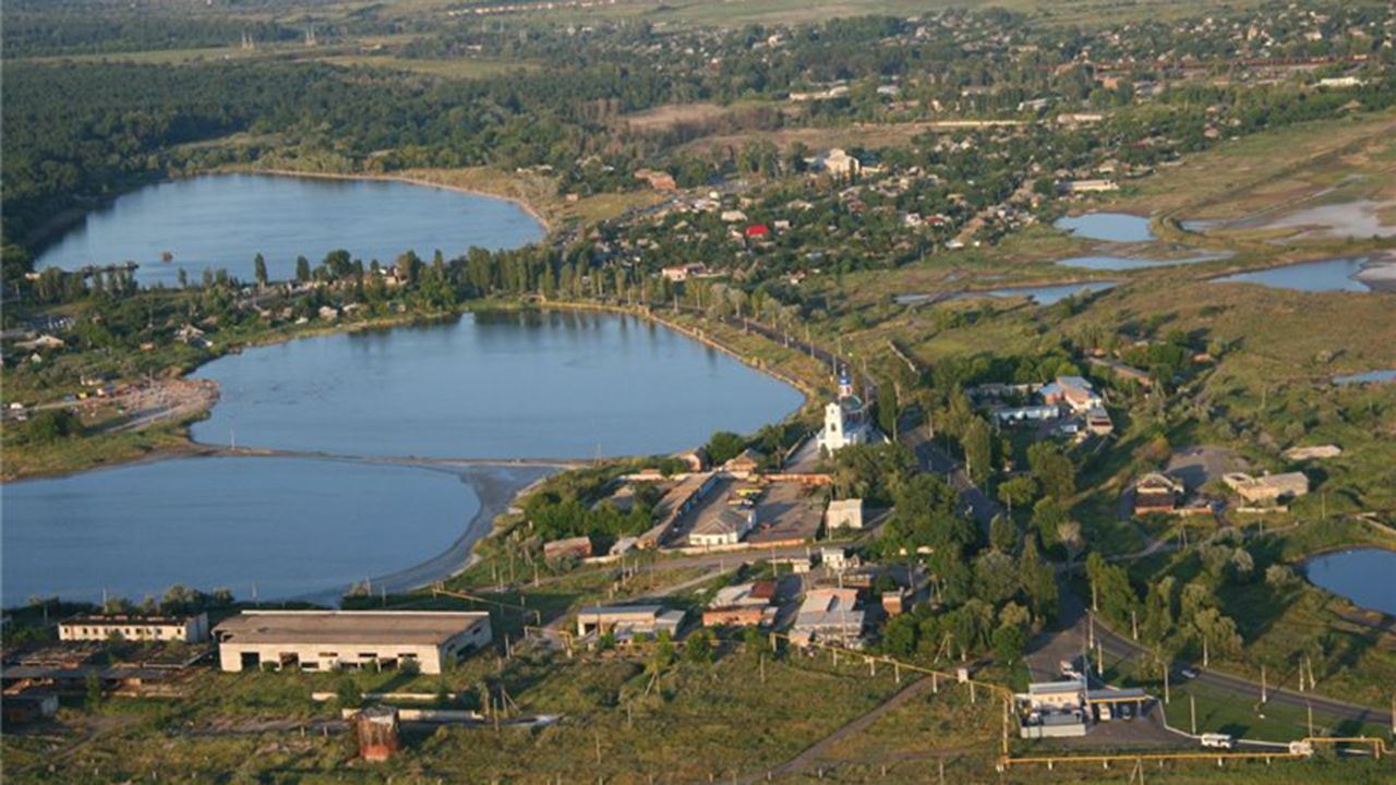 В Славянске подали петицию об охране озера от отдыхающих