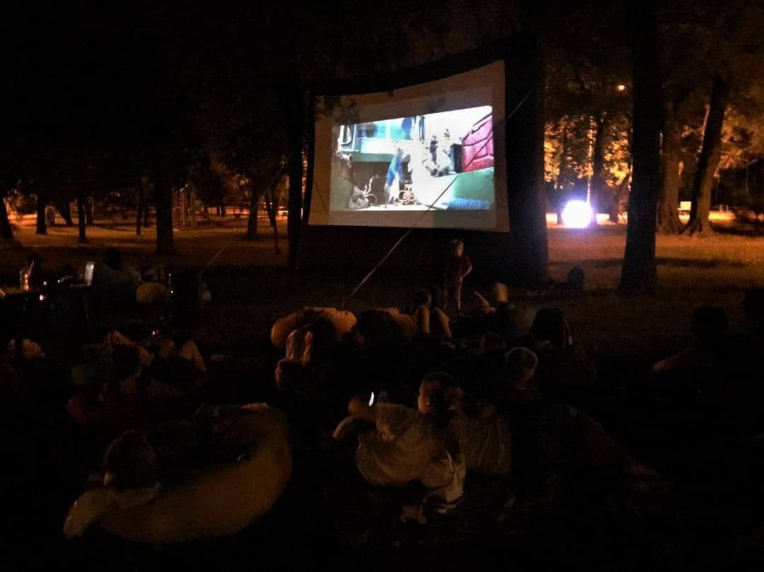 Сегодня в мариупольском парке "Веселка" покажут кино под открытым небом