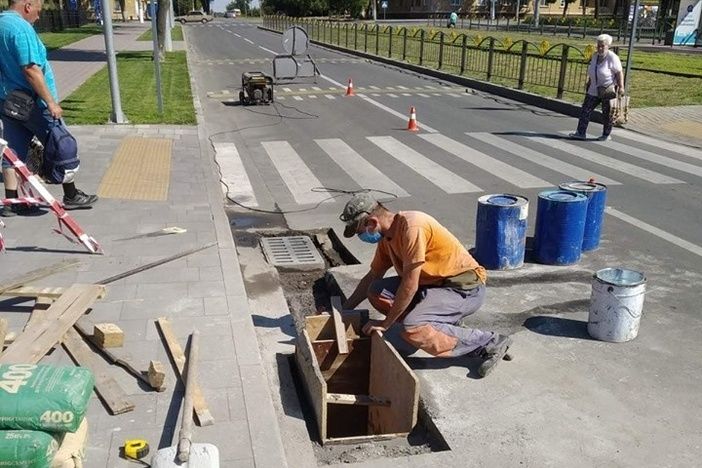 В Мариуполе возле парка "Веселка" модернизируют систему водоотведения