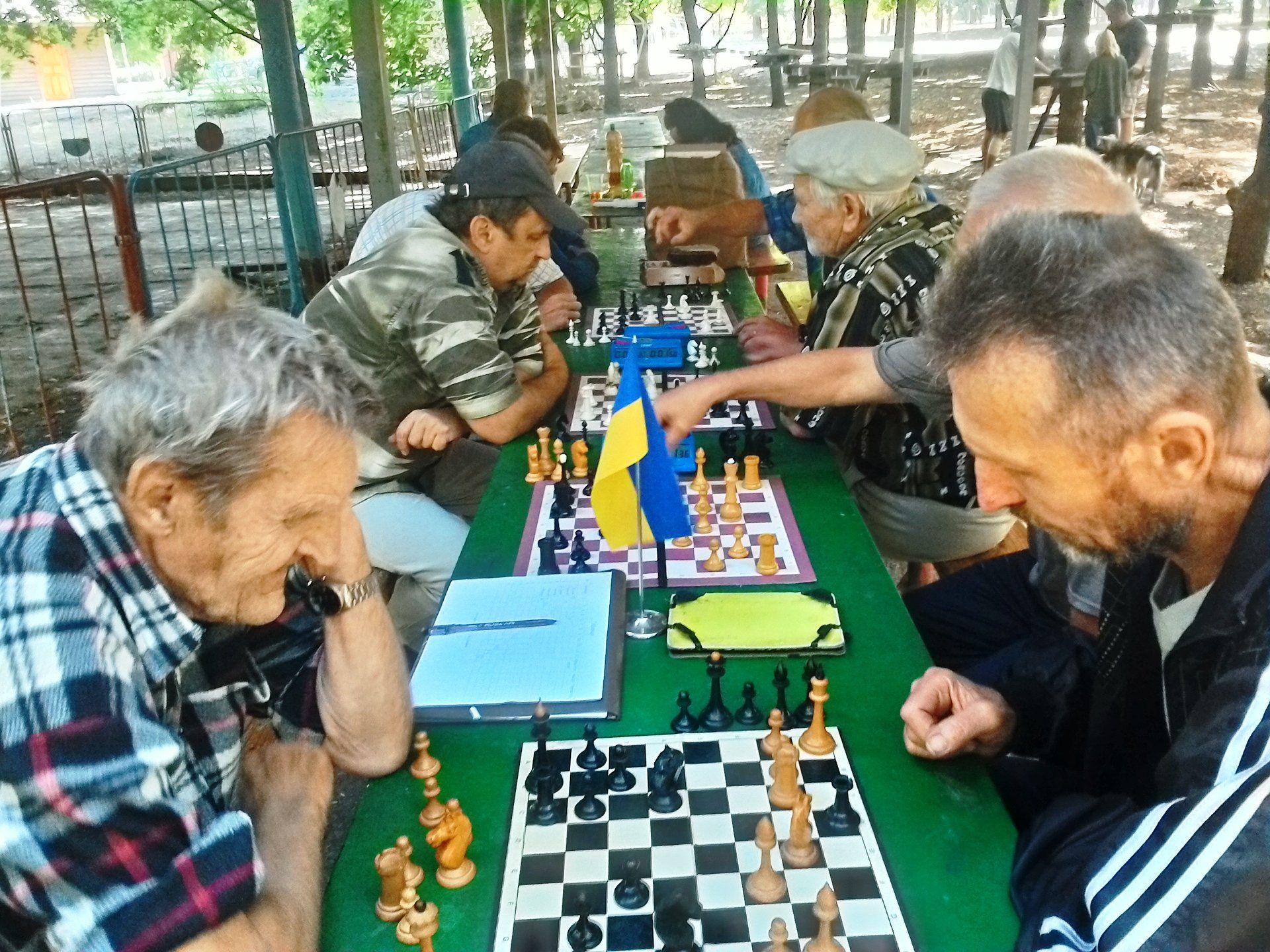 В парке Бахмута провели шахматный турнир