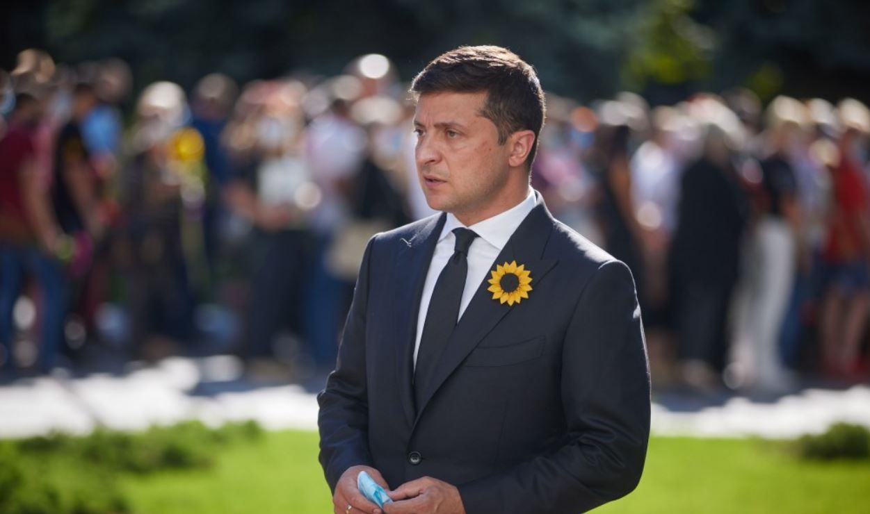 Президент требует от правоохранителей результатов по расследованию Иловайской трагедии