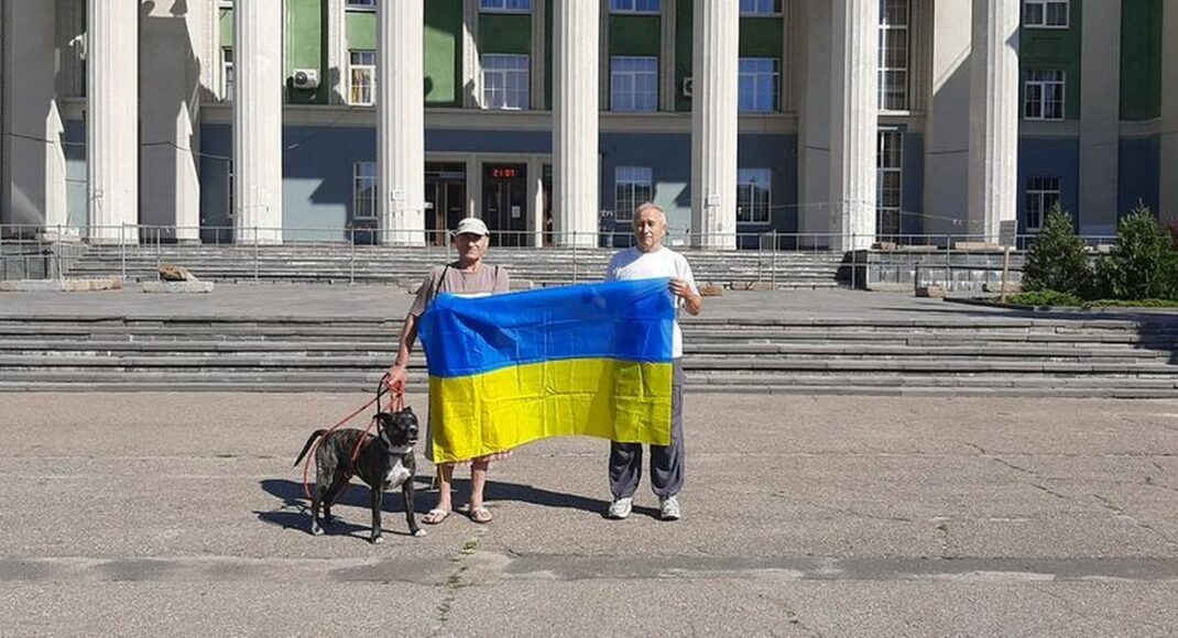 “Показали, что это наш город”: как в оккупированном Северодонецке поднимали украинский флаг