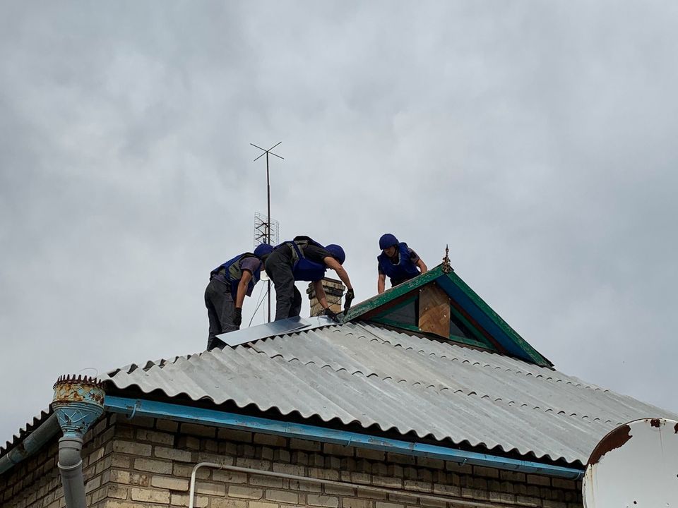 Специалисты ГСЧС проводят работы на Донетчине