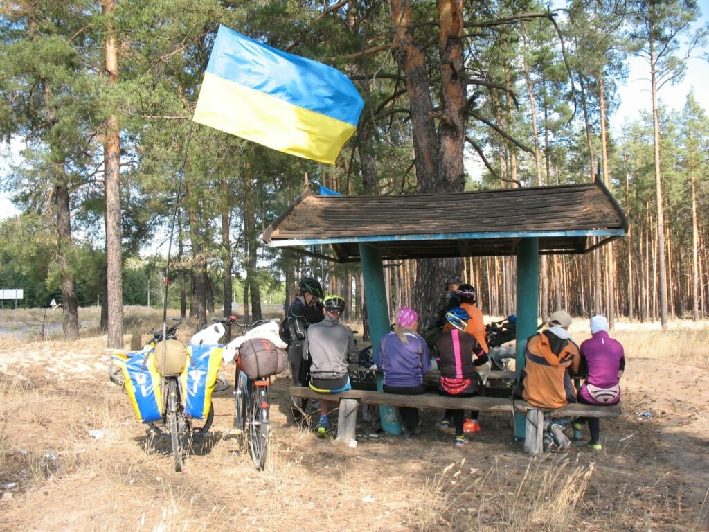 Велосипедисты из Днепра совершили велосипедную прогулку по курортным местам на Донетчине