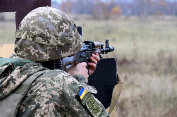 Доба в ООС: окупанти застосували зброю біля Попасній і запустили БПЛА на Приазов'ї