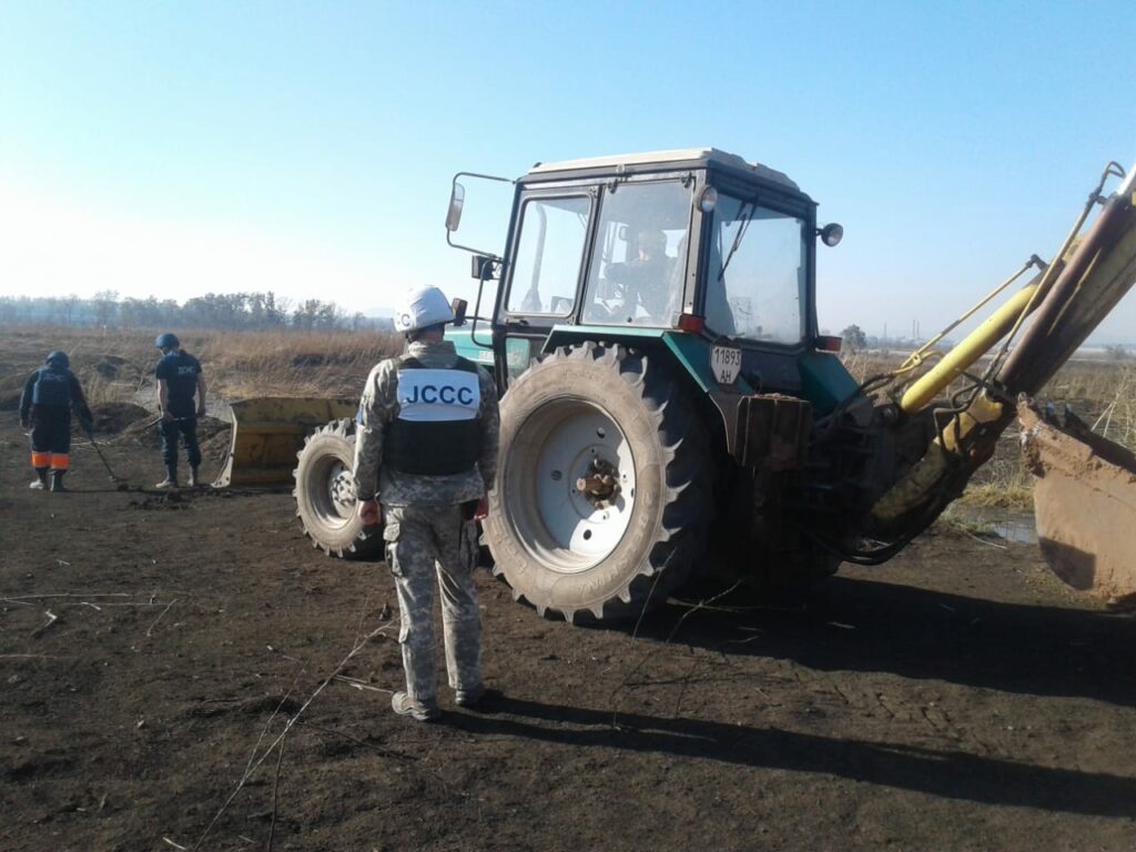 установка коллектора, Новолуганское, колектора, Новолуганське