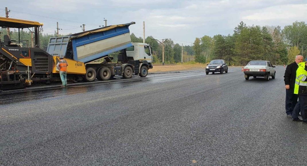 На Донетчине продемонстрировали состояние дороги Лиман-Горловка