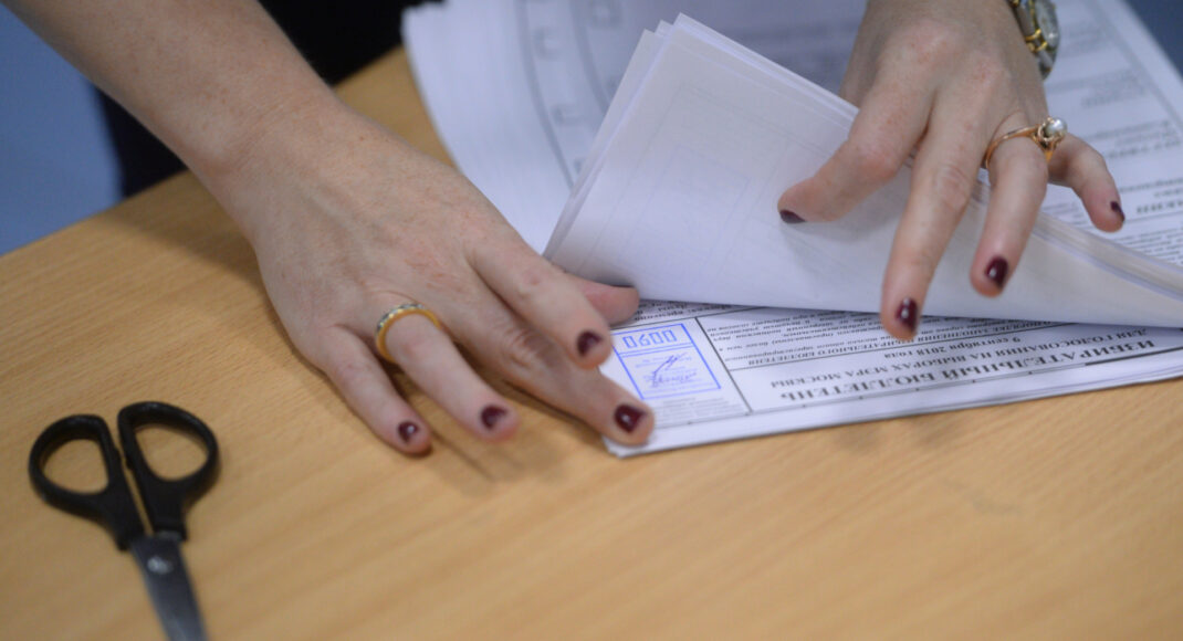 В Марьинке полицейские расследуют факт нарушения избирательного процесса: инцидент произошел в типографии