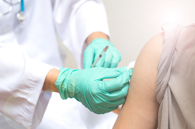На Донетчине стартовала вторая волна вакцинации против COVID-19: видео