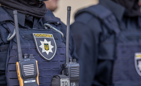 В Покровском районе на Донетчине у жителя изъяли наркотики, оружие и боеприпасы (фото)