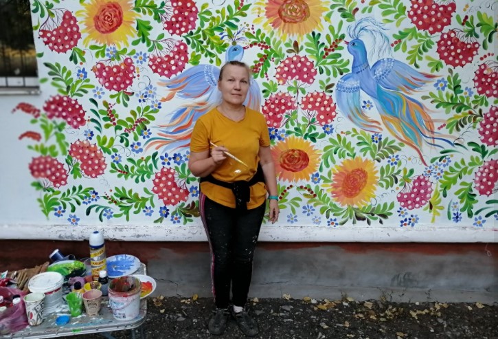 Краски жизни: как художница из Краматорска создает сказочный мир на стенах домов