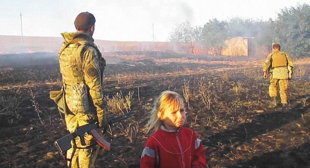 "Ощущение, будто только выжил": в Мариуполе покажут документальный фильм о войне