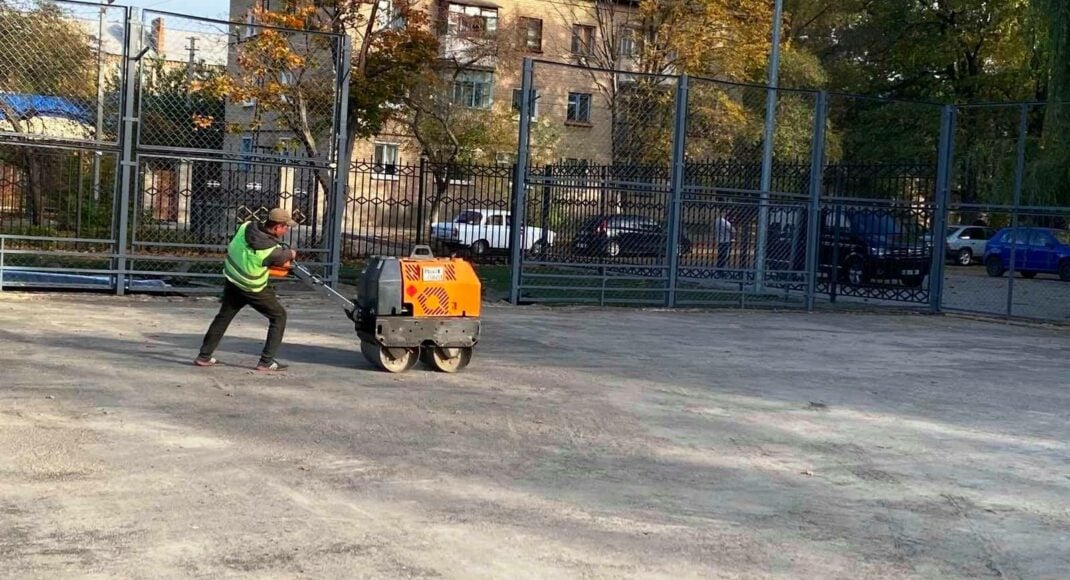 У Бахмуті триває реконструкція спортивних об'єктів