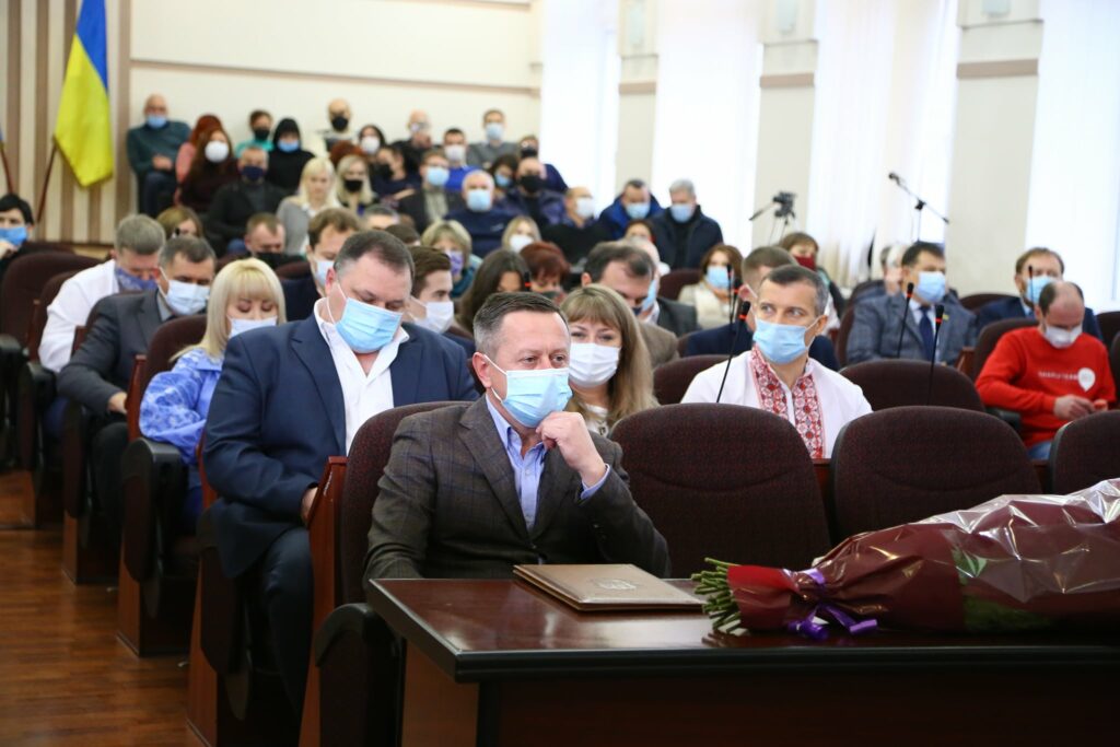 В Краматорске провели первую сессию городского совета 