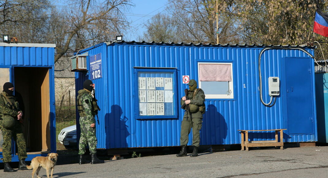 РФ в ТКГ снова заблокировала вопрос открытия пунктов пропуска на Донбассе