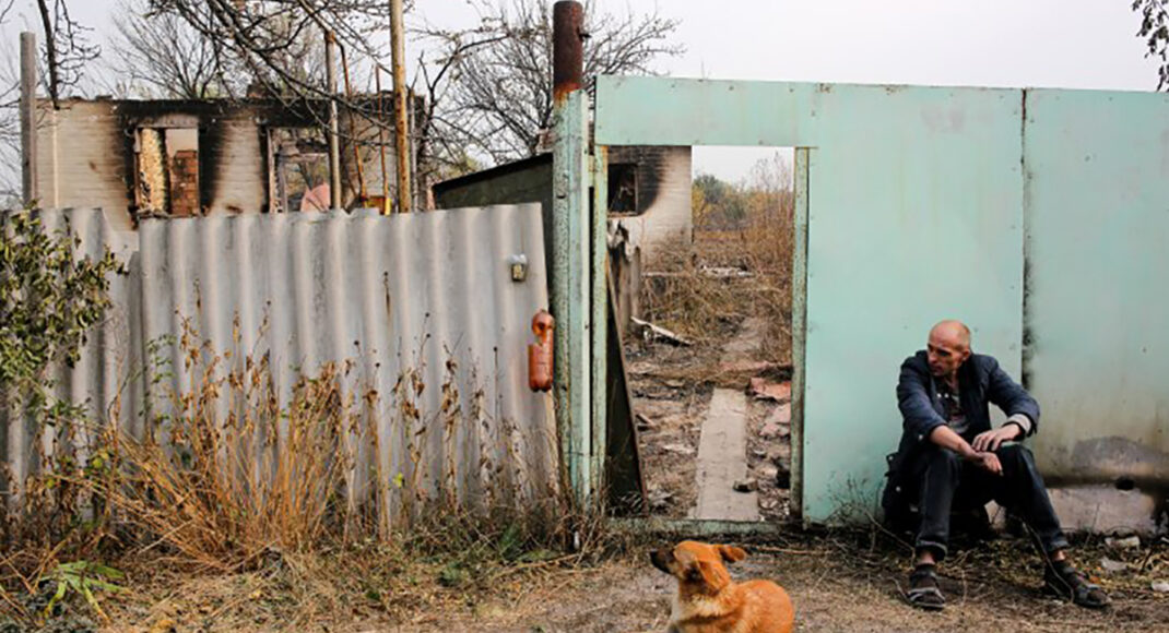 На Луганщині виділили 1,6 млн грн на демонтаж згорілих будинків у Сиротино та Борівському