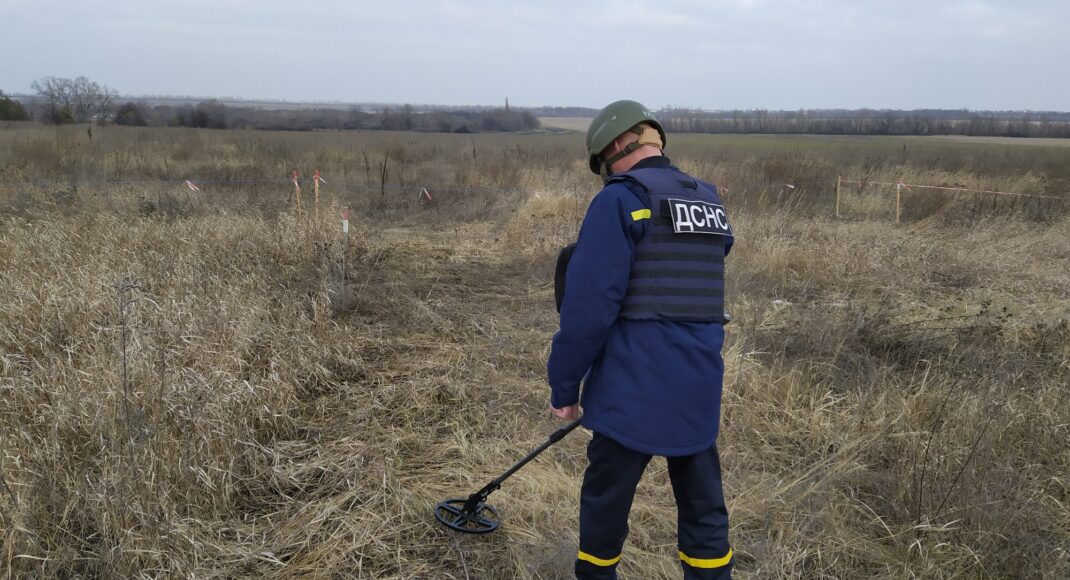 На Луганщині вилучили 30 артилерійських снарядів і 38 інших вибухонебезпечних предметів