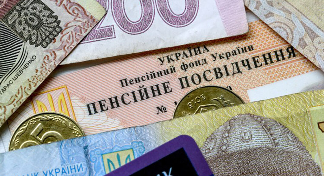 Денисова назвала причины проблем при оформлении пенсий жителями ОРДЛО