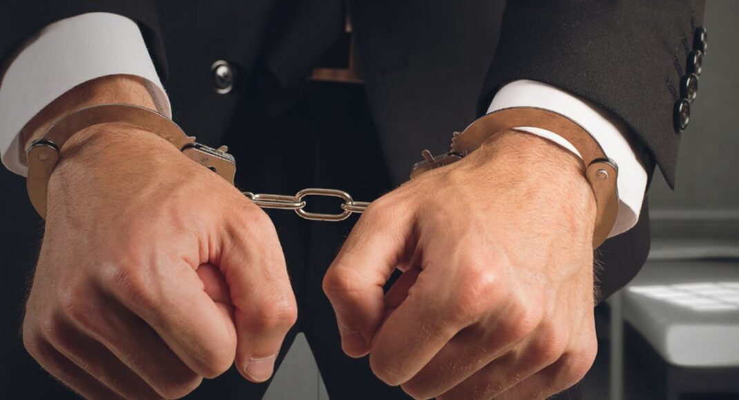 В Авдеевке за ремонт обстрелянного дома переплатили более 1,5 млн гривень