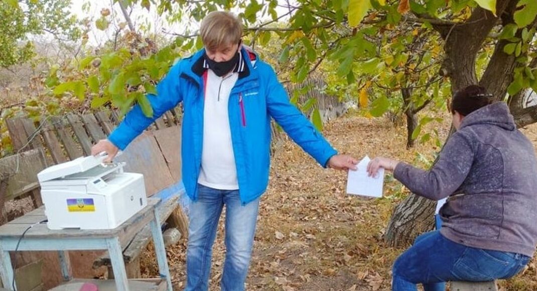 "По ту сторону цивилизации": кто защитит права жителей прифронтовых поселков Донбасса