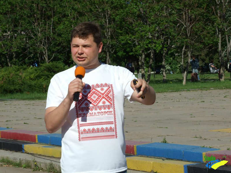 Идея на миллион. Как волонтер и бывший пленный “ДНР” открыл 3D-ферму в Краматорске