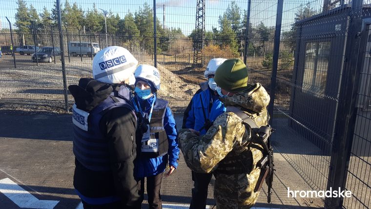 В Луганской области больше всего людей на КПВВ «Станица Луганская». 