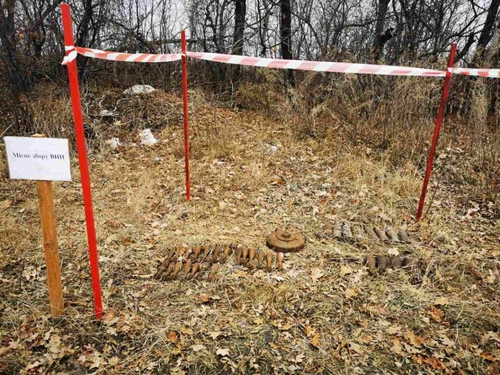 В ООС рассказали, как проходит процесс разминирования территорий на Донбассе