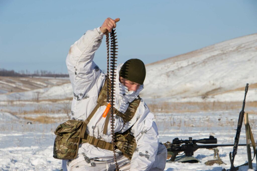 На Луганщине военные ООС стреляли из снайперских винтовок