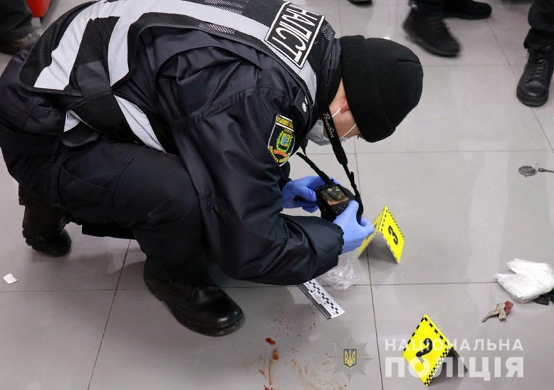 В Мариуполе житель Торецка захватил отделение банка с людьми и угрожал взорвать здание